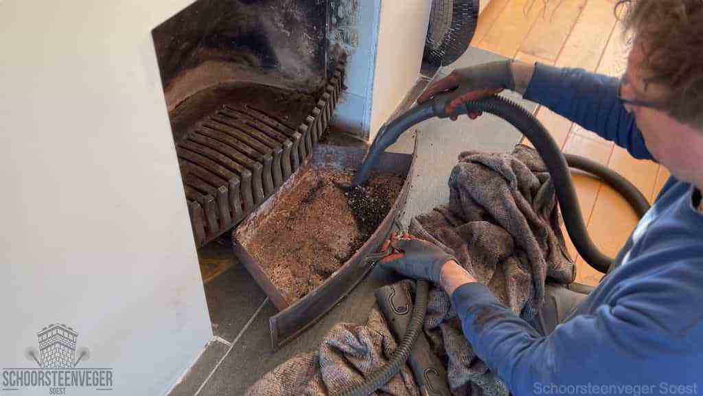 Prijs schoorsteenvegen Soest schouw reinigen Prijs schoorsteenvegen Soest schouw reinigen
